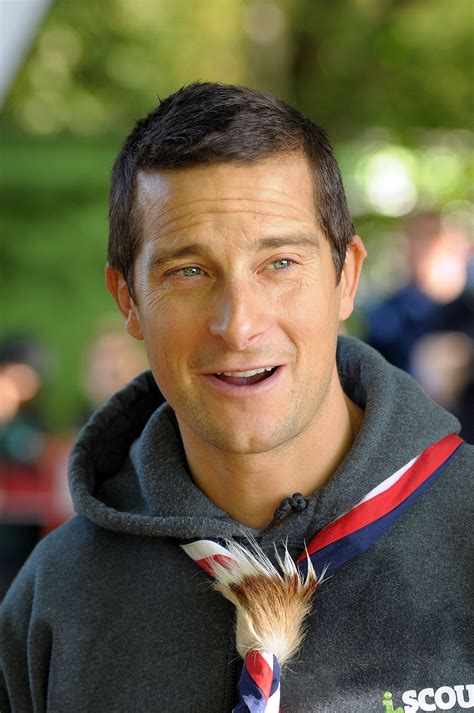 bear grylls wikipedia